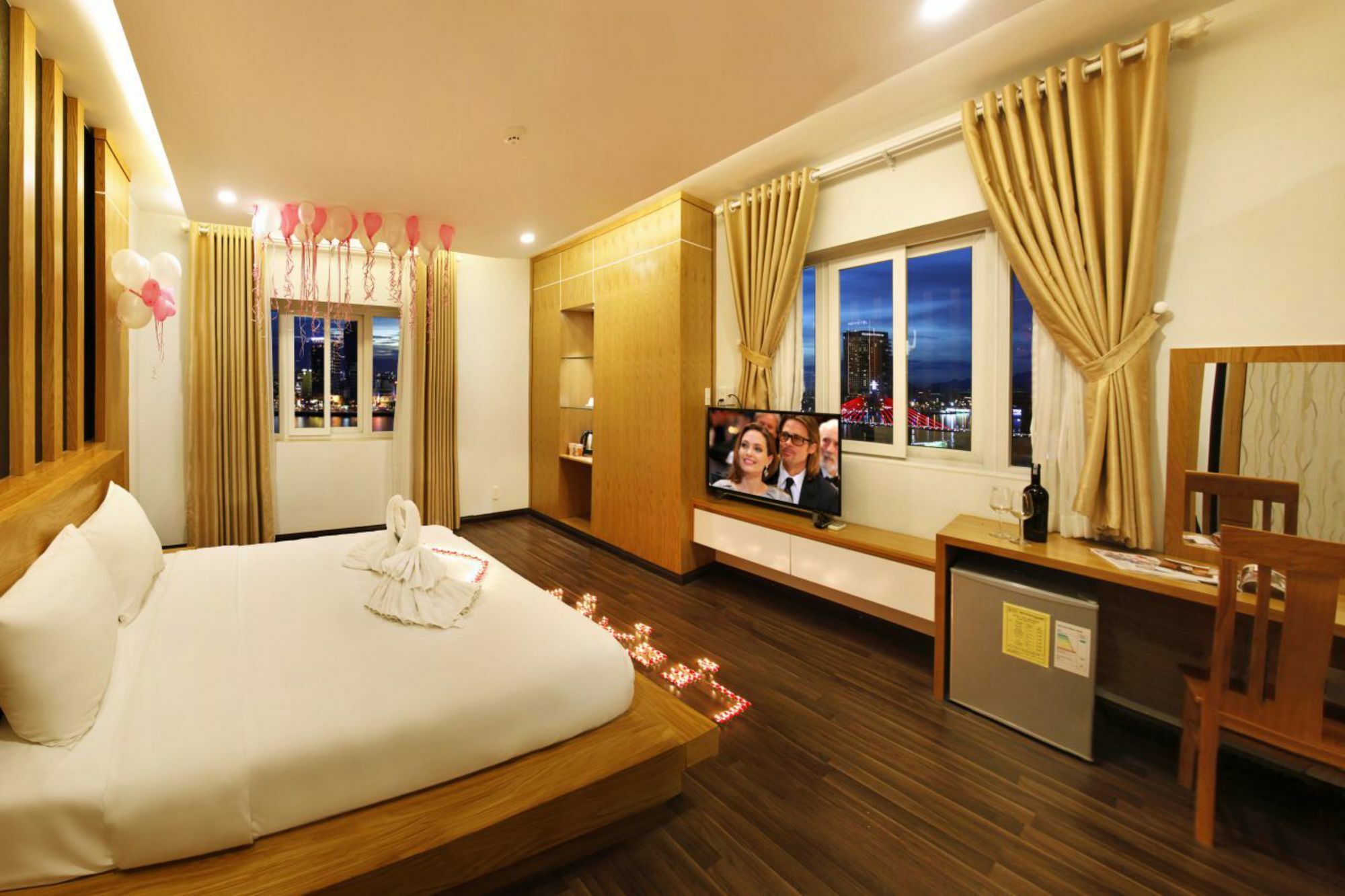 Legacy Riverside Đà Nẵng Exterior foto