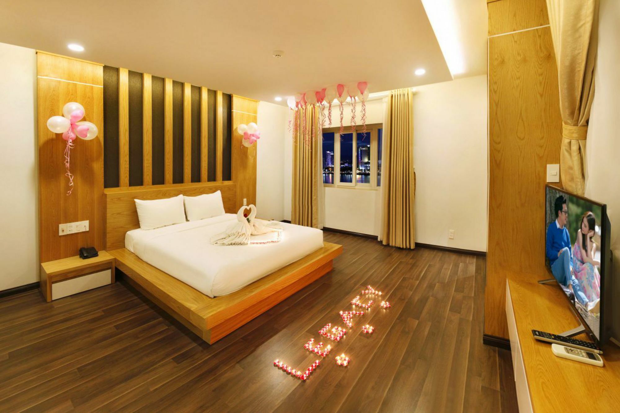 Legacy Riverside Đà Nẵng Exterior foto